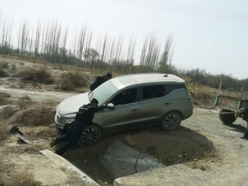 道路救援2_副本.jpg